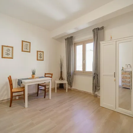 Apartment A Casa Di Coco - Goelba Portoferraio